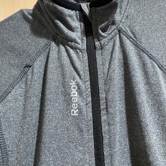Reebok jacket - Picture 5 of 8